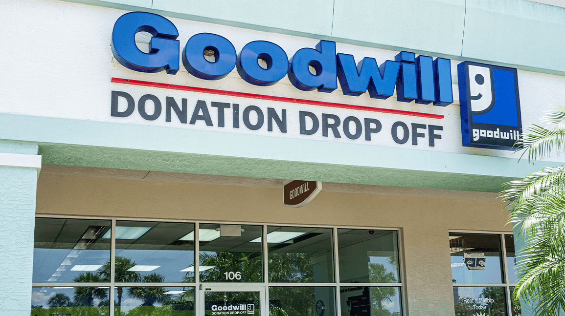 Goodwill hunting: cllct ranks Top 10 finds at thrift store