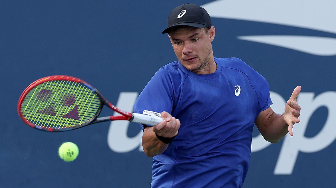 Cover Image for Polish CEO apologizes for snatching hat from young fan at U.S. Open
