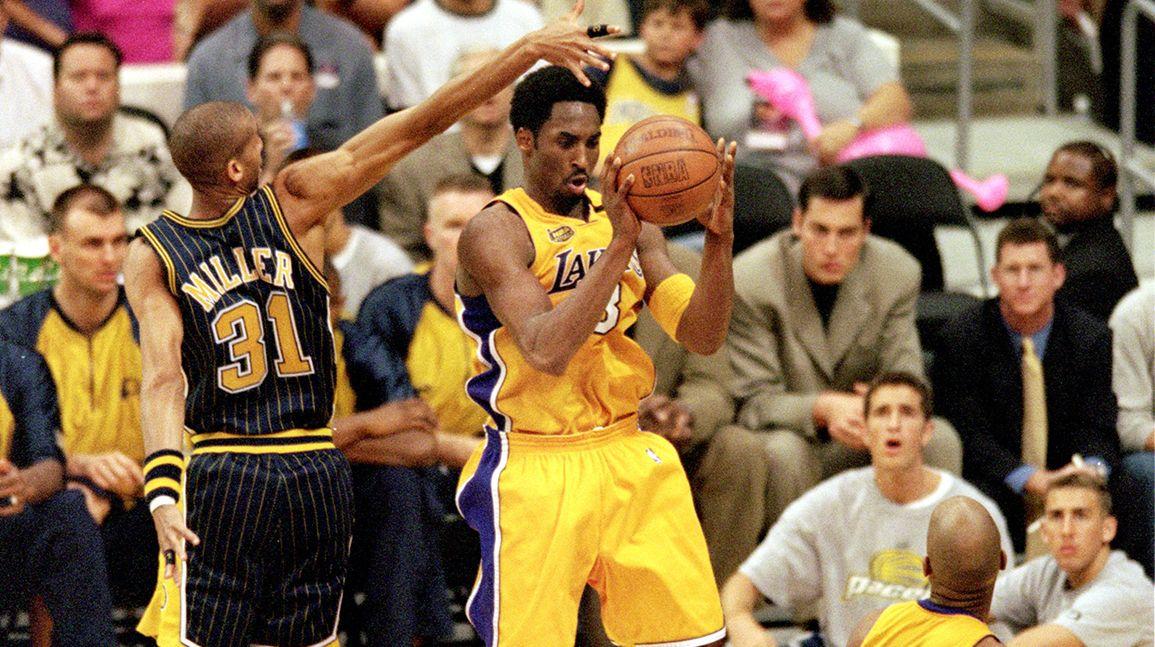 Cover Image for Game ball from Kobe Bryant's first NBA title up for auction