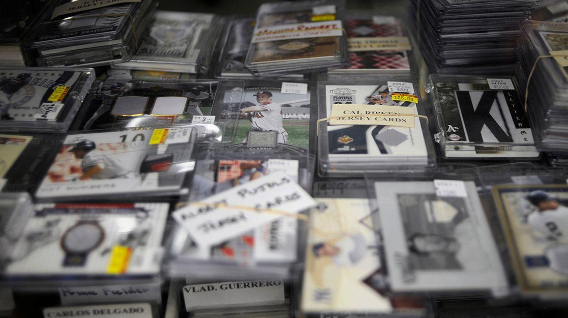 Cover Image for Fanatics is grading hobby shops, but what will it accomplish?