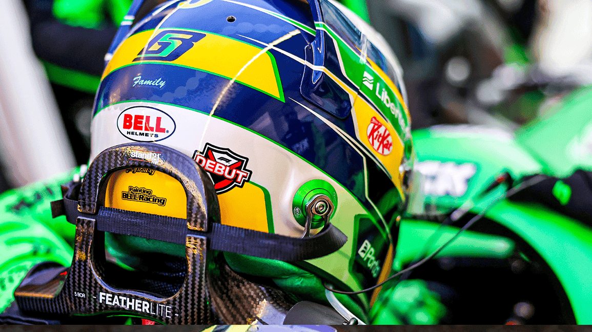 Cover Image for Formula 1 drivers to wear Topps debut patches