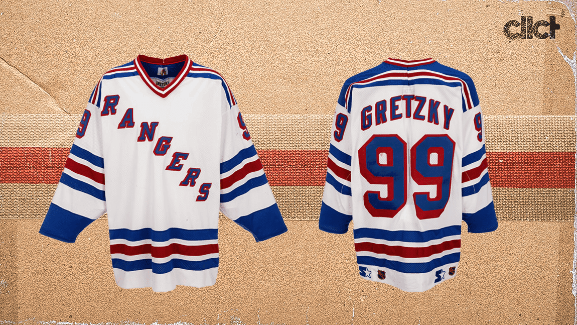 Cover Image for Wayne Gretzky jersey from final season sells for $250,100