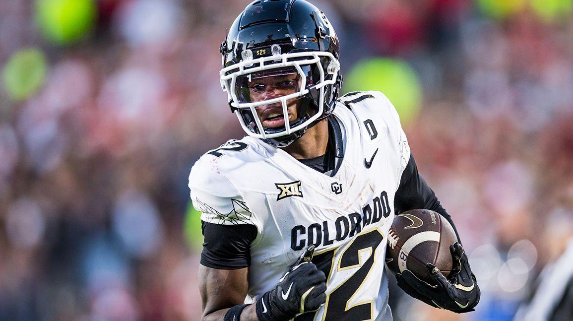 Cover Image for Travis Hunter signs autographed card deal with Panini