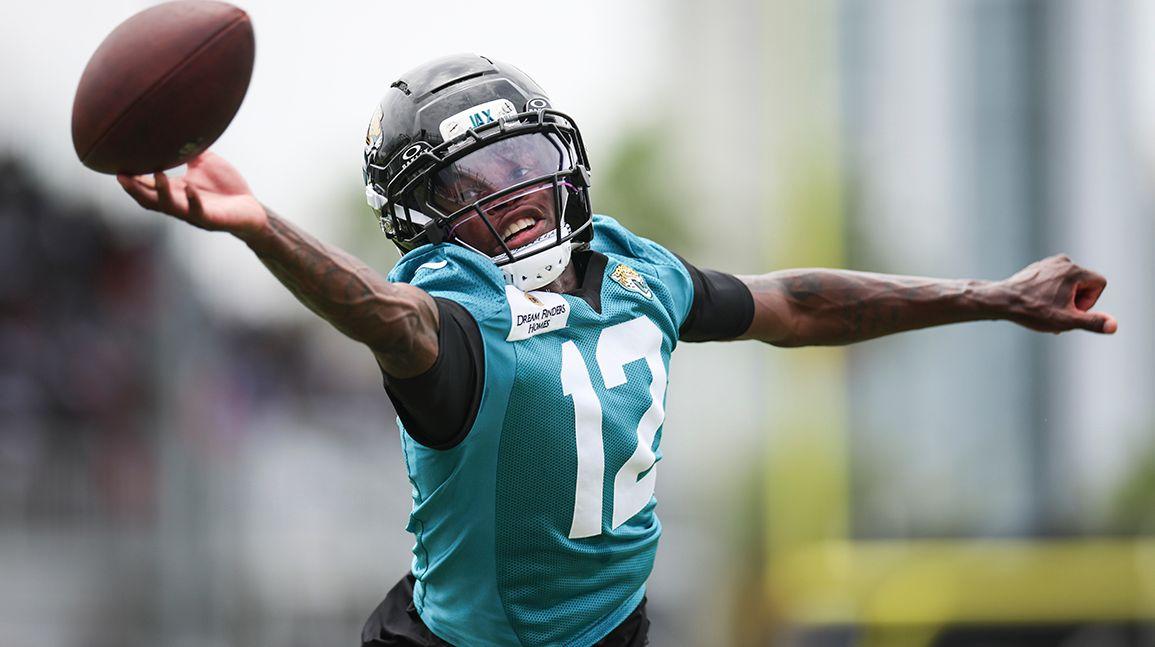 Travis Hunter,  Brian Thomas Jr. top NFLPA's Rising Stars list