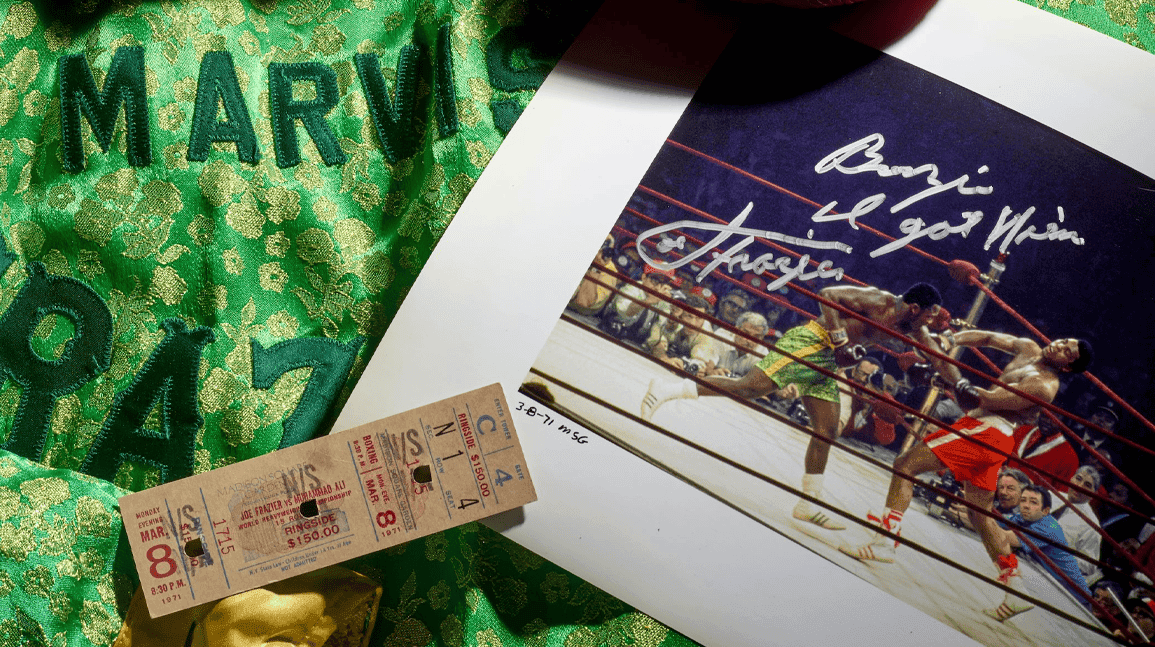 Cover Image for Iconic Joe Frazier robes heading to auction from fights vs Muhammad Ali