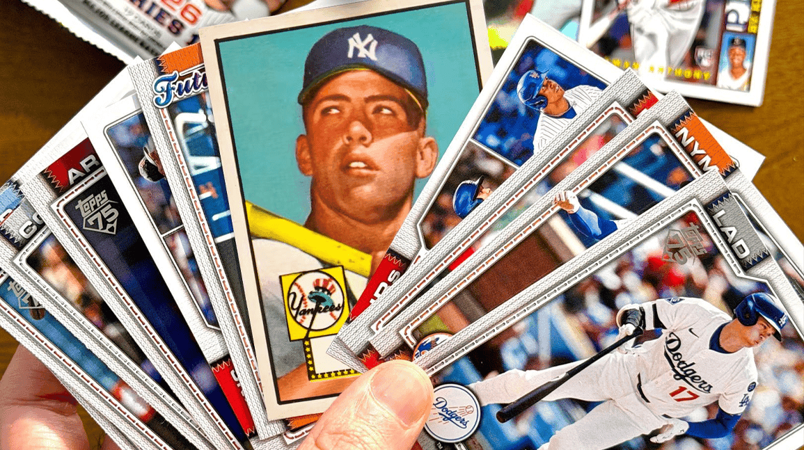 Cover Image for Topps hiding a '52 Mantle in one 2026 Series 1 pack