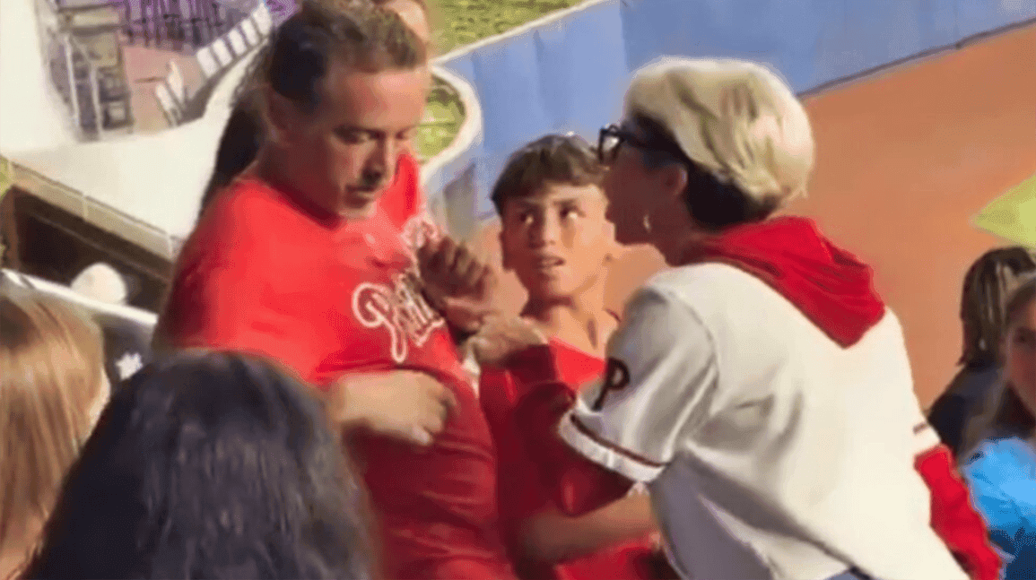 Cover Image for Furious Phillies fan offered $5k to apologize for taking kid's baseball