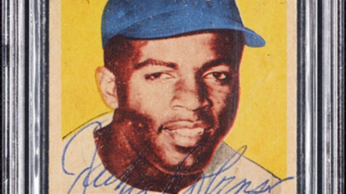 Cover Image for Autographed vintage cards are hot trend