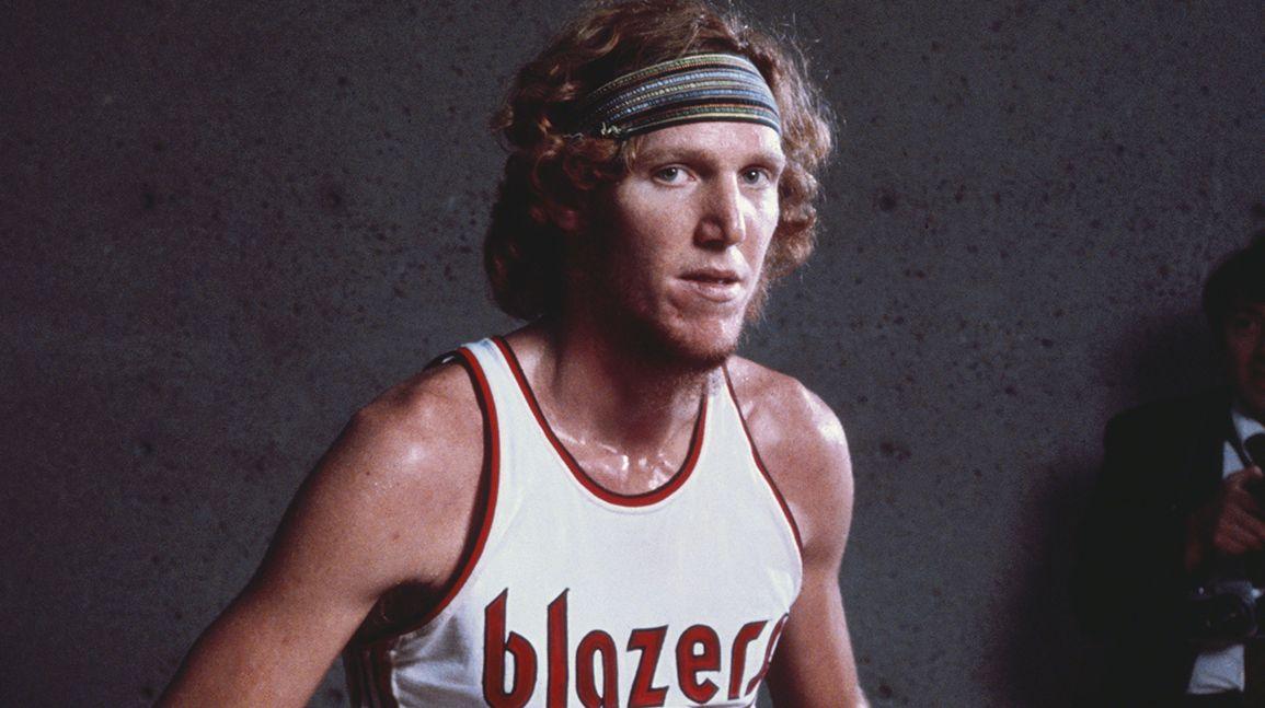 Cover Image for Bill Walton memorabilia sales surge as fans remember basketball star