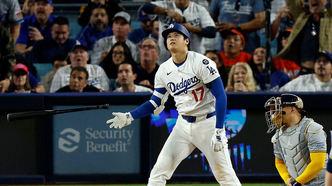 Cover Image for Shohei Ohtani HR ball that left stadium surfaces at auction